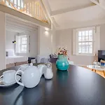 Apartament Comfortable In Porto