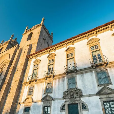 Comfortable In * Porto